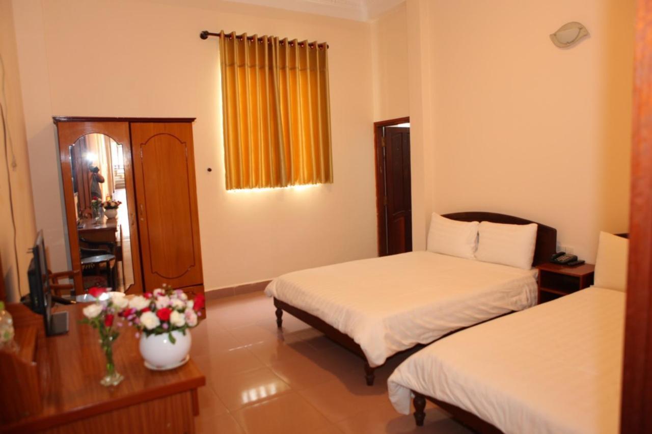 Quang Chien Hotel Dalat Exteriör bild