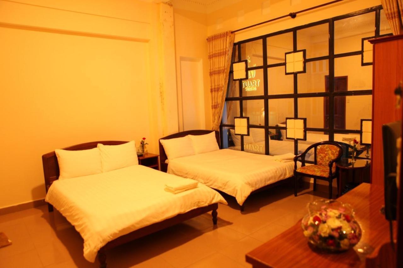 Quang Chien Hotel Dalat Exteriör bild