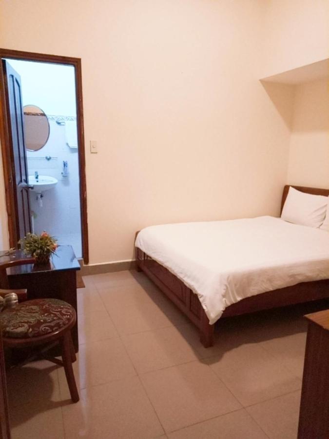 Quang Chien Hotel Dalat Exteriör bild