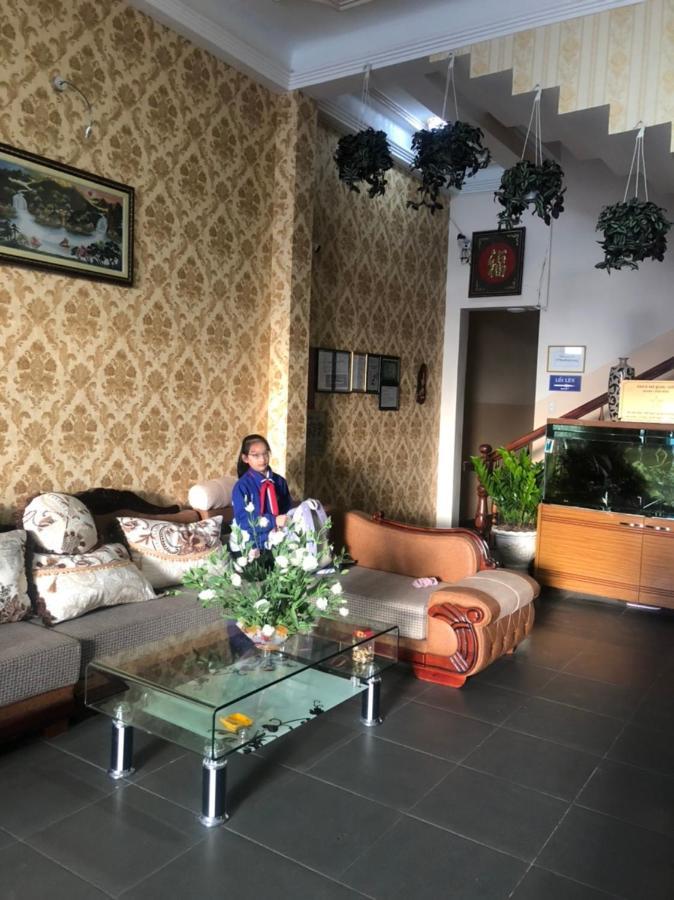 Quang Chien Hotel Dalat Exteriör bild